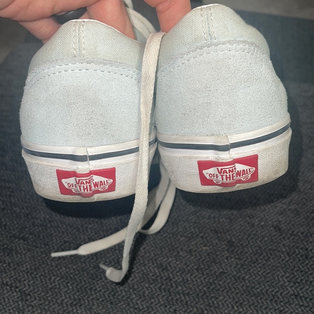 Vans - Picture 2 of 4